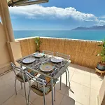 Le Seaview-Quiet-Swimming Pool-Car Park-Seafront